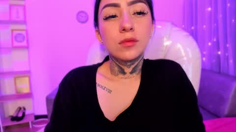 Snapshot of lindaa_miller chatting on 01-04-25, 09:10 linda miller online show from 01-04-25, 09:10