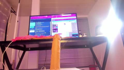 Snapshot of lindaa_miller chatting on 03-04-25, 05:00 linda miller online show from 03-04-25, 05:00