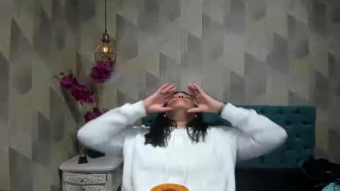    online show from 09-26-25, 04:22