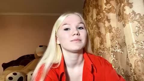 Luna online show from 11-29-25, 09:34