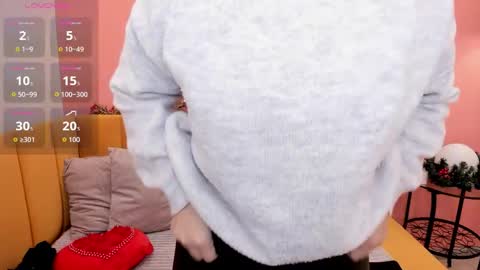 Linda online show from 12-04-25, 01:48