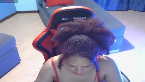 Hot Butterfly online show from 01-12-26, 04:50