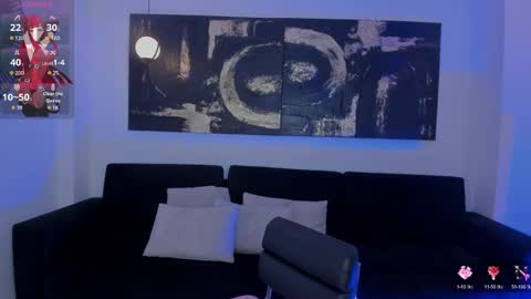 Snapshot of lindseycox chatting on 12-17-24, 07:59 Lin online show from 12-17-24, 07:59