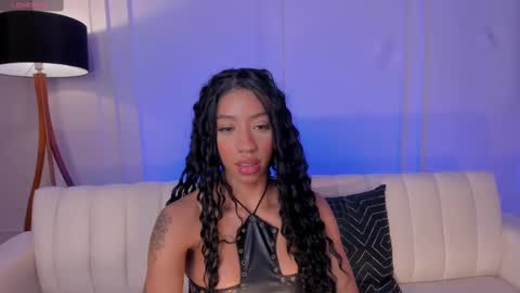 Snapshot of lindseycox chatting on 02-16-25, 11:59 Lin online show from 02-16-25, 11:59