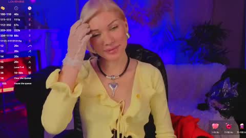 Snapshot of lindsi_luvviv chatting on 04-27-26, 04:16 lindsi_luvviv online show from 04-27-26, 04:16