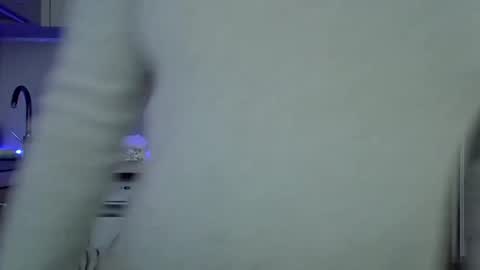 Anna online show from 04-17-26, 07:55