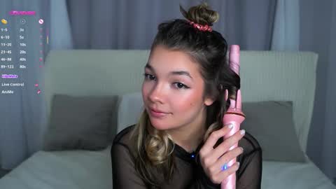 Kate online show from 09-23-25, 11:46