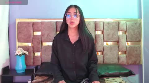 Snapshot of ling_ling24 chatting on 01-20-25, 04:21 ling ling24 online show from 01-20-25, 04:21