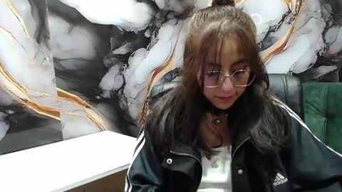 Snapshot of ling_ling24 chatting on 03-07-25, 03:08 ling ling24 online show from 03-07-25, 03:08