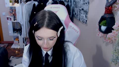 Lina online show from 12-07-24, 11:45