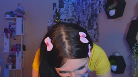 Lina online show from 12-27-24, 12:29