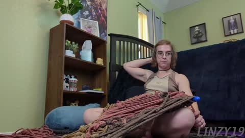 Linzy19 online show from 12-16-24, 11:28