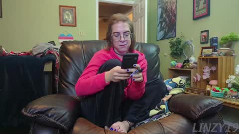 Linzy19 online show from 01-23-25, 12:14