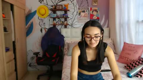 LinzyBaner online show from 03-07-25, 10:21