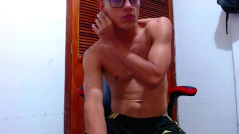 lion_grr online show from 02-10-25, 11:34