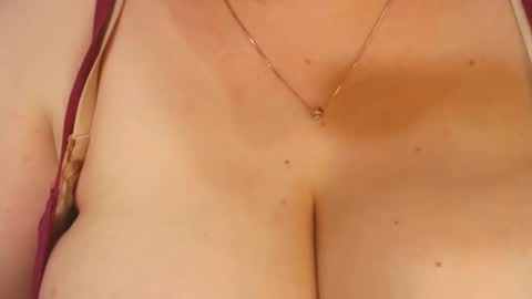 LIpsAddiction online show from 09-23-25, 12:08