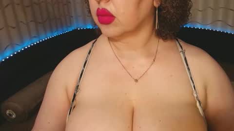 LIpsAddiction online show from 10-22-25, 01:44