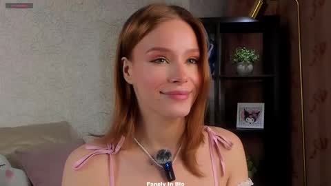 Lina online show from 01-15-26, 01:32