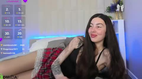 Lira revery online show from 04-17-26, 11:08