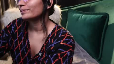 Snapshot of lireesa chatting on 02-10-25, 08:09 Lire online show from 02-10-25, 08:09