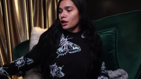 Snapshot of lireesa chatting on 02-17-25, 04:20 Lire online show from 02-17-25, 04:20