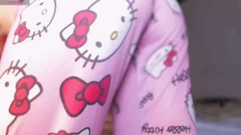 Liria OF  online show from 10-31-25, 07:37