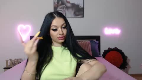 Lisa online show from 02-11-25, 09:14