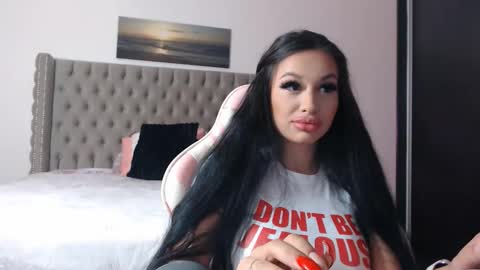 Lisa online show from 09-28-25, 07:30