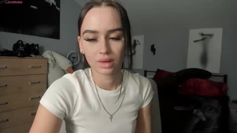 lisa__johnson online show from 10-31-25, 12:11