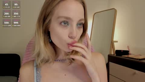 Lisa online show from 12-07-24, 11:51