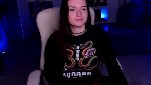 lisa_elfy online show from 01-29-25, 04:08
