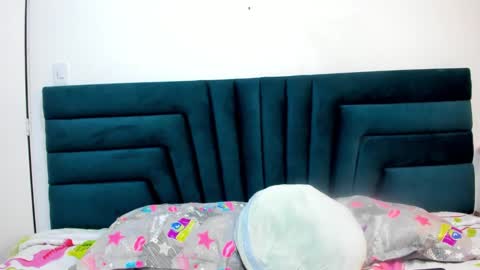 Snapshot of lisa_white_ chatting on 03-11-25, 03:48 lisa white online show from 03-11-25, 03:48