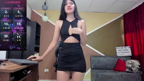 Snapshot of lisagray_1 chatting on 12-23-24, 09:29 Lisa Gray Independent Model online show from 12-23-24, 09:29