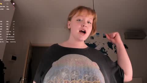 -Lisa- Help me to reach 100 thumbs up3 online show from 12-03-24, 10:18