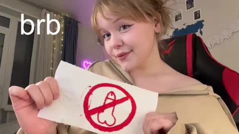 -Lisa- Help me to reach 100 thumbs up3 online show from 02-16-25, 09:27