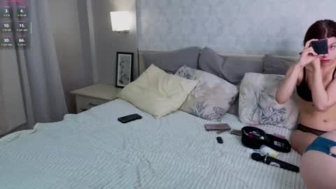 Hello our names are Kate and Alice this is our first day here. online show from 02-19-26, 03:08