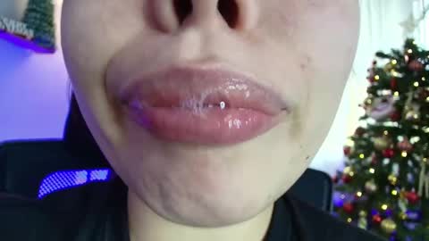 Lisbet online show from 12-27-24, 09:54