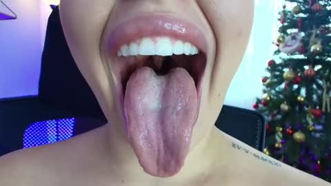 Lisbet online show from 01-15-25, 07:12