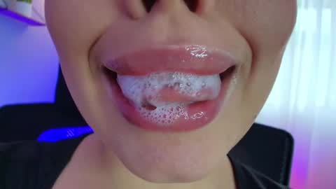 Lisbet online show from 01-20-25, 06:43