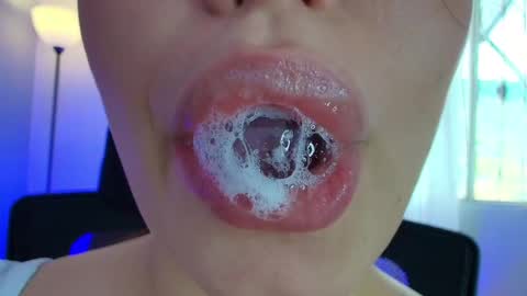 Lisbet online show from 01-27-25, 06:52