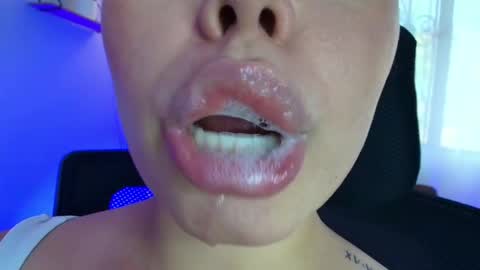 Lisbet online show from 01-27-25, 10:06