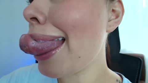 Lisbet online show from 02-21-25, 02:38