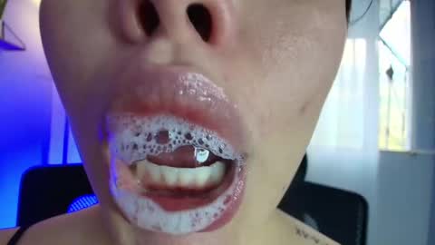 Lisbet online show from 03-10-25, 10:34