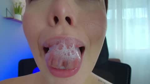 Lisbet online show from 03-11-25, 07:25