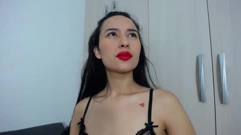 Lisa online show from 09-10-25, 12:32