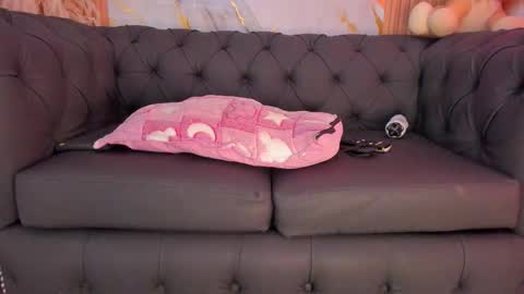 Snapshot of lissa_collen chatting on 10-22-25, 06:40 Lissa online show from 10-22-25, 06:40