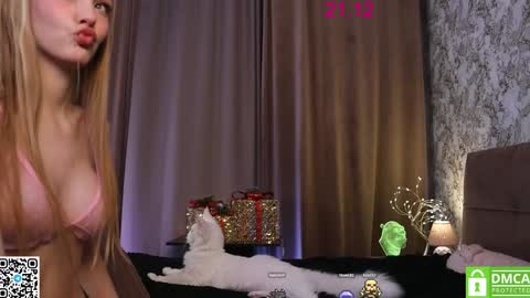 your Liza again. Next stream Dec. 1  at 2 or 3  GMT online show from 12-21-24, 09:23