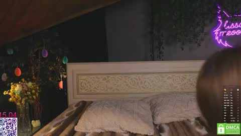 your Liza again. Next stream Dec. 1  at 2 or 3  GMT online show from 04-15-26, 10:11