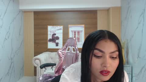 lissandra_s online show from 09-17-25, 10:33