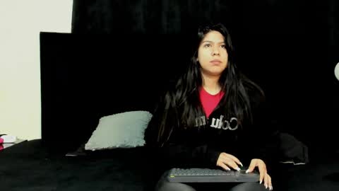 Natalia and alejandro online show from 01-13-26, 10:20